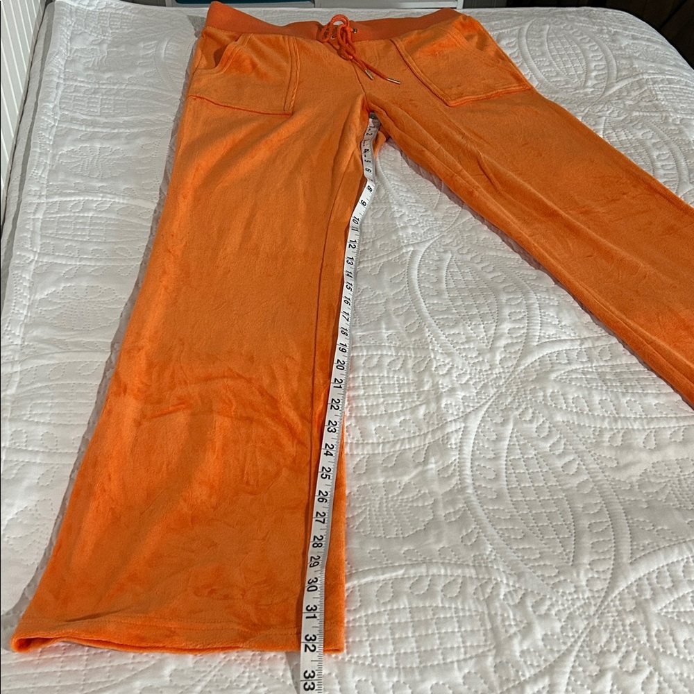 Juicy Couture Orange Velour pocket pants sz:M - Picture 9 of 10
